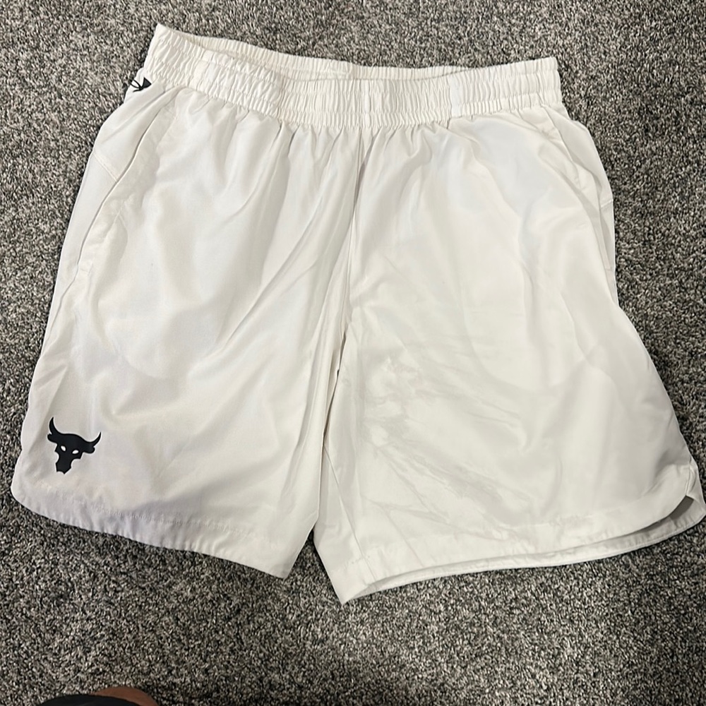 XL Gym Shorts. Under Armour (The Rock’s Line). Good condition. Lightly used.